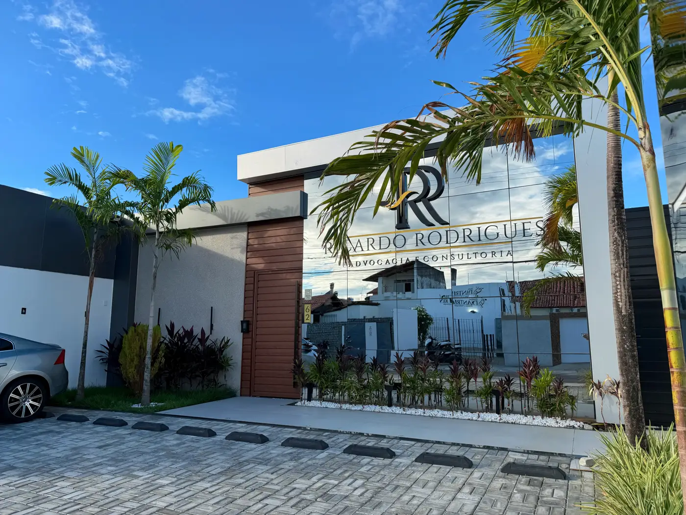 Fachada da sede do escritório em Aracaju